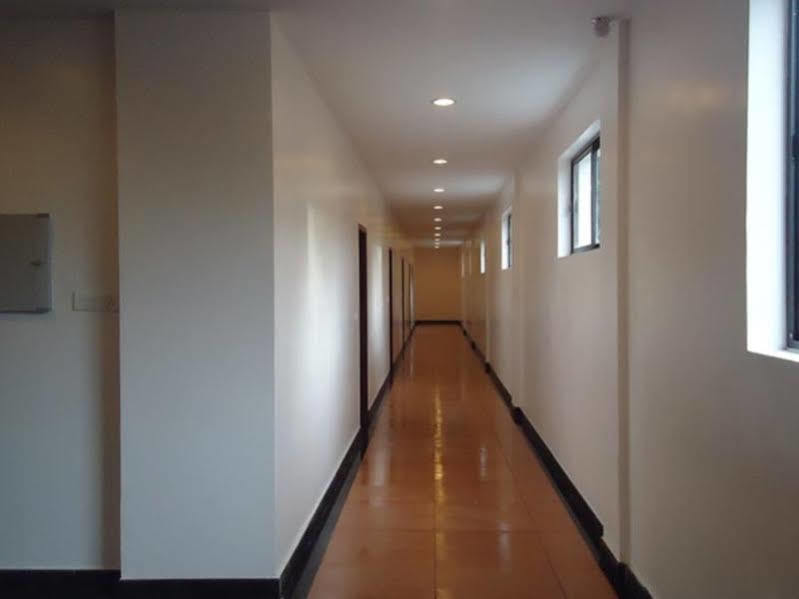 Pleasant Inn Puducherry Buitenkant foto